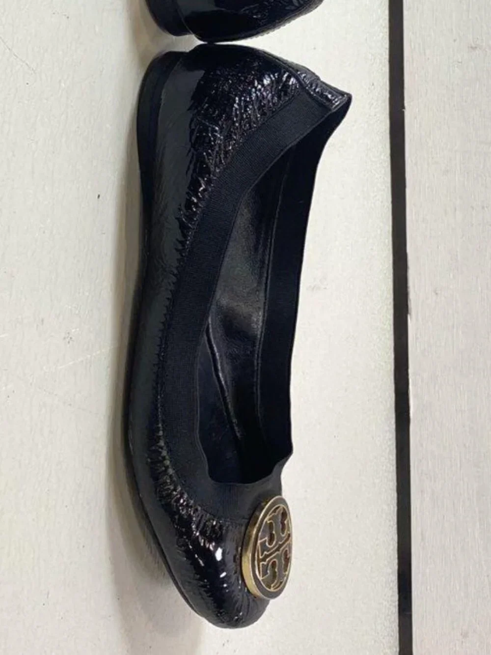 Tory Burch Black Leather Scalloped Ballet Flats Gold Medallion Logo 6